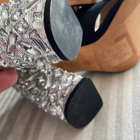 NWOT MARCIANO “LEENA” BEJEWELED CHUNKY HEEL. Sz 5M. Black satin/silver heel. - Picture 7 of 10